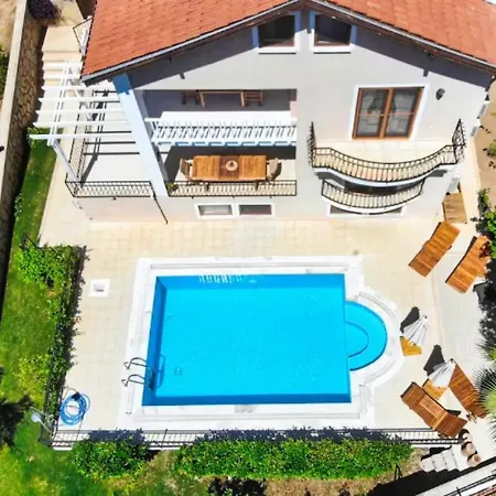 Amazing W Private Pool Bbq In *
